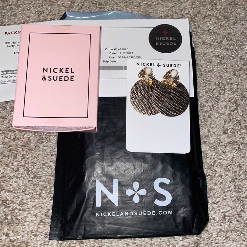 Nickel & Suede rose leather earrings